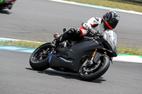 estoril;event-digital-images;motorbikes;no-limits;peter-wileman-photography;portugal;trackday;trackday-digital-images